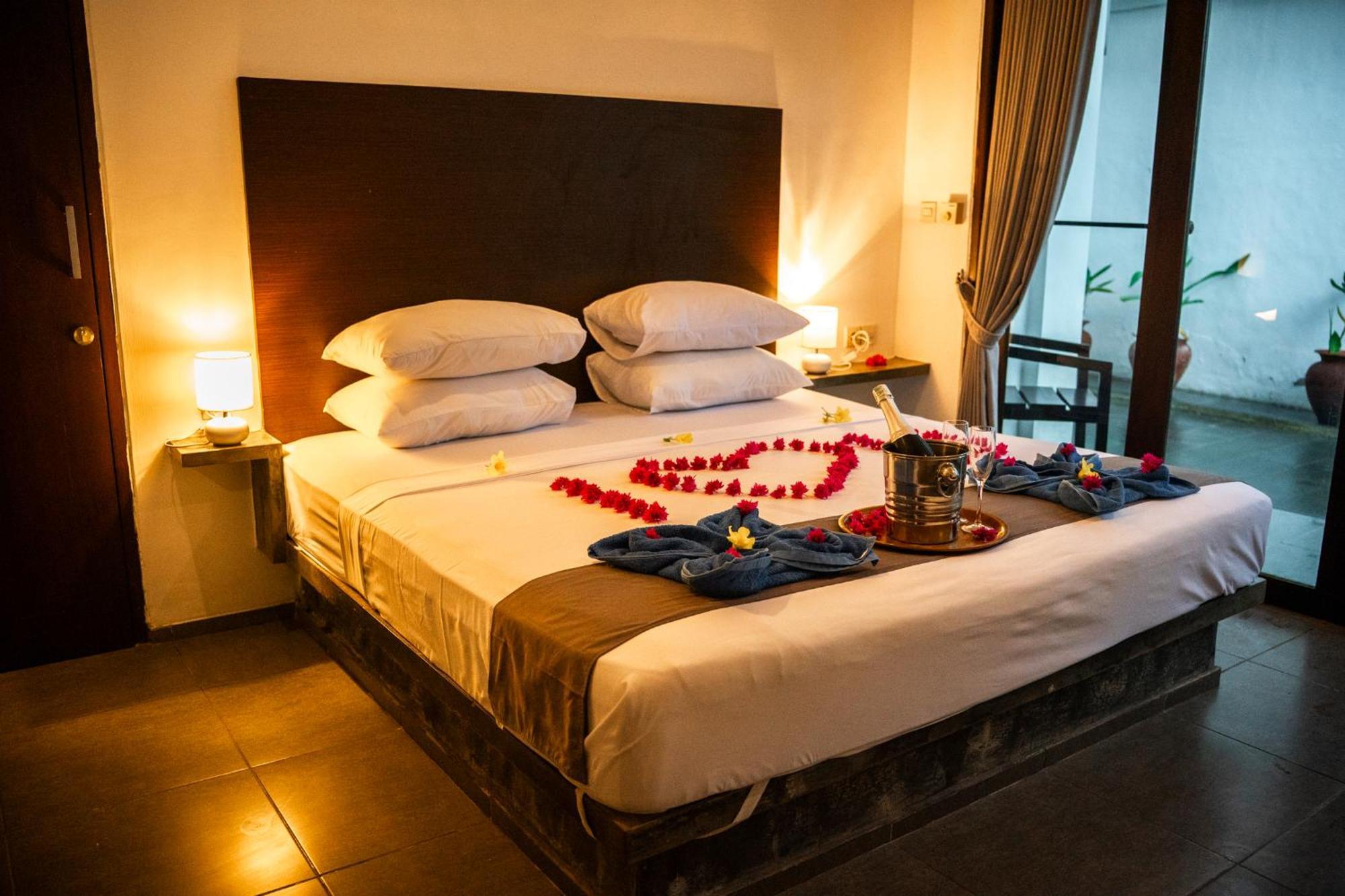 Готель Gili Ocean Club - Adults Only Гілі-Траванган Екстер'єр фото